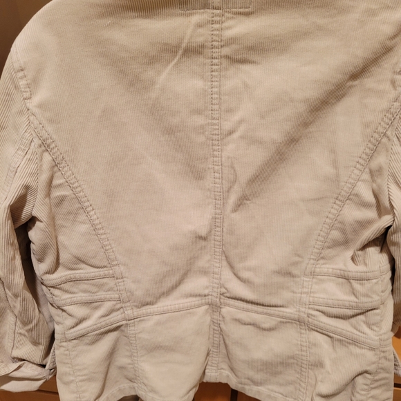 Bundle2 $30 Eligible. Cream Jacket - Picture 4 of 5